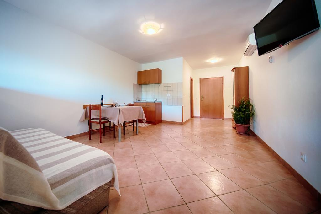 Apartments Bruna Lastovo Стая снимка
