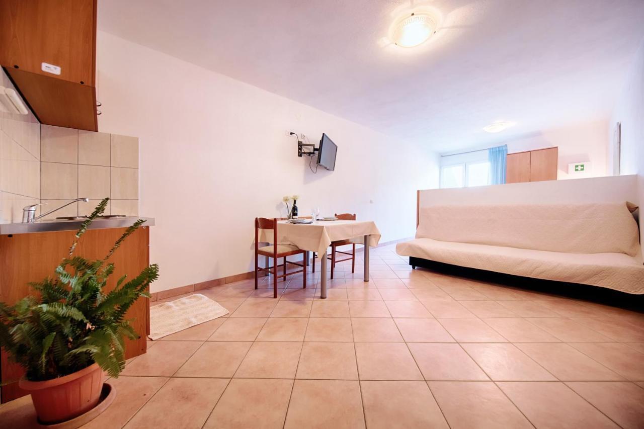 Apartments Bruna Lastovo Стая снимка